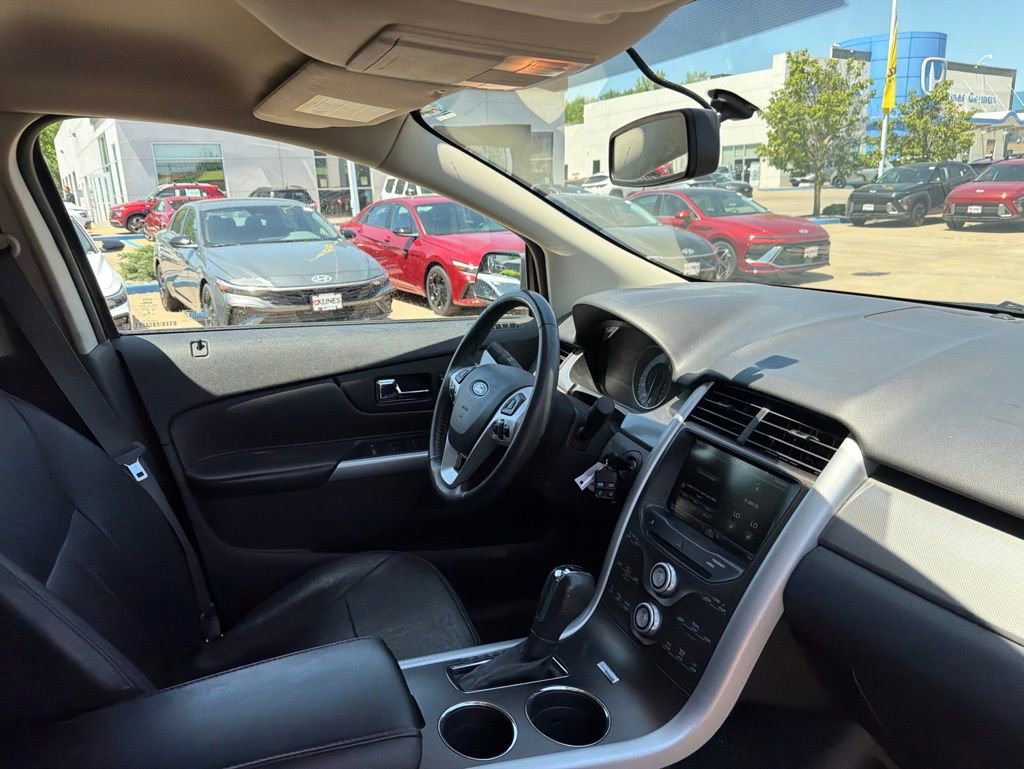 Used 2014 Ford Edge SEL w/ Equipment Group 205A AWD/4WD image 11