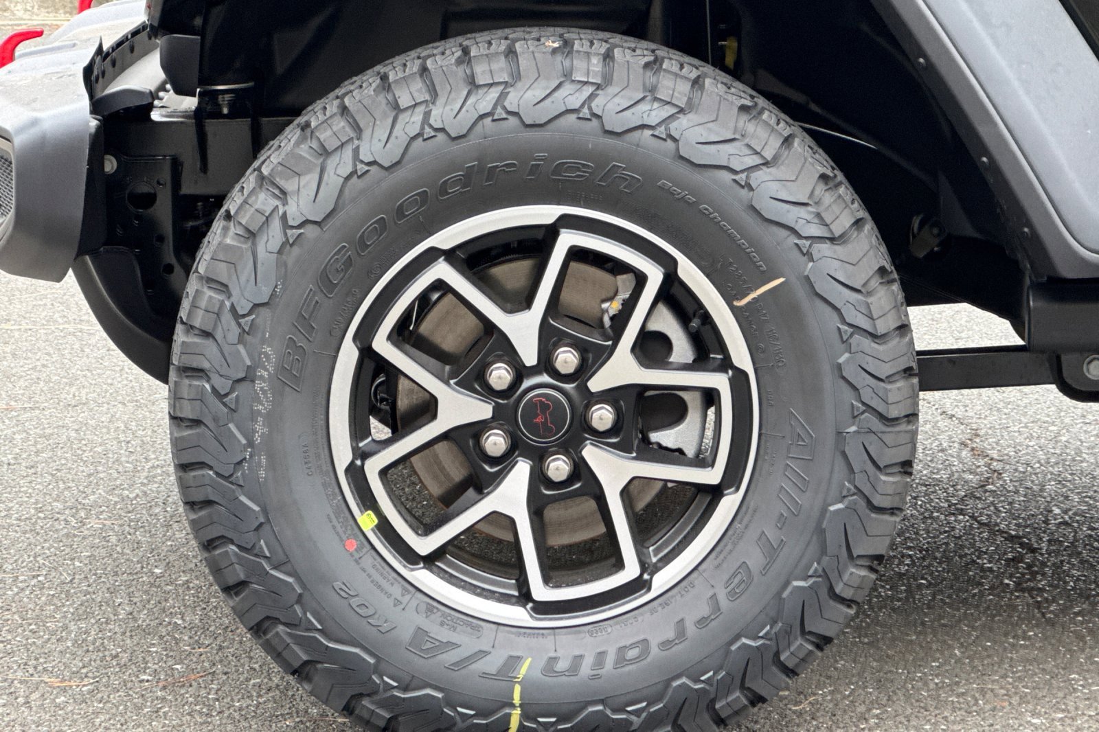 New 2026 Jeep Wrangler Unlimited Rubicon w/ Safety Group image 24