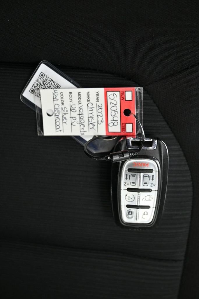 Used 2023 Chrysler Voyager LX image 29