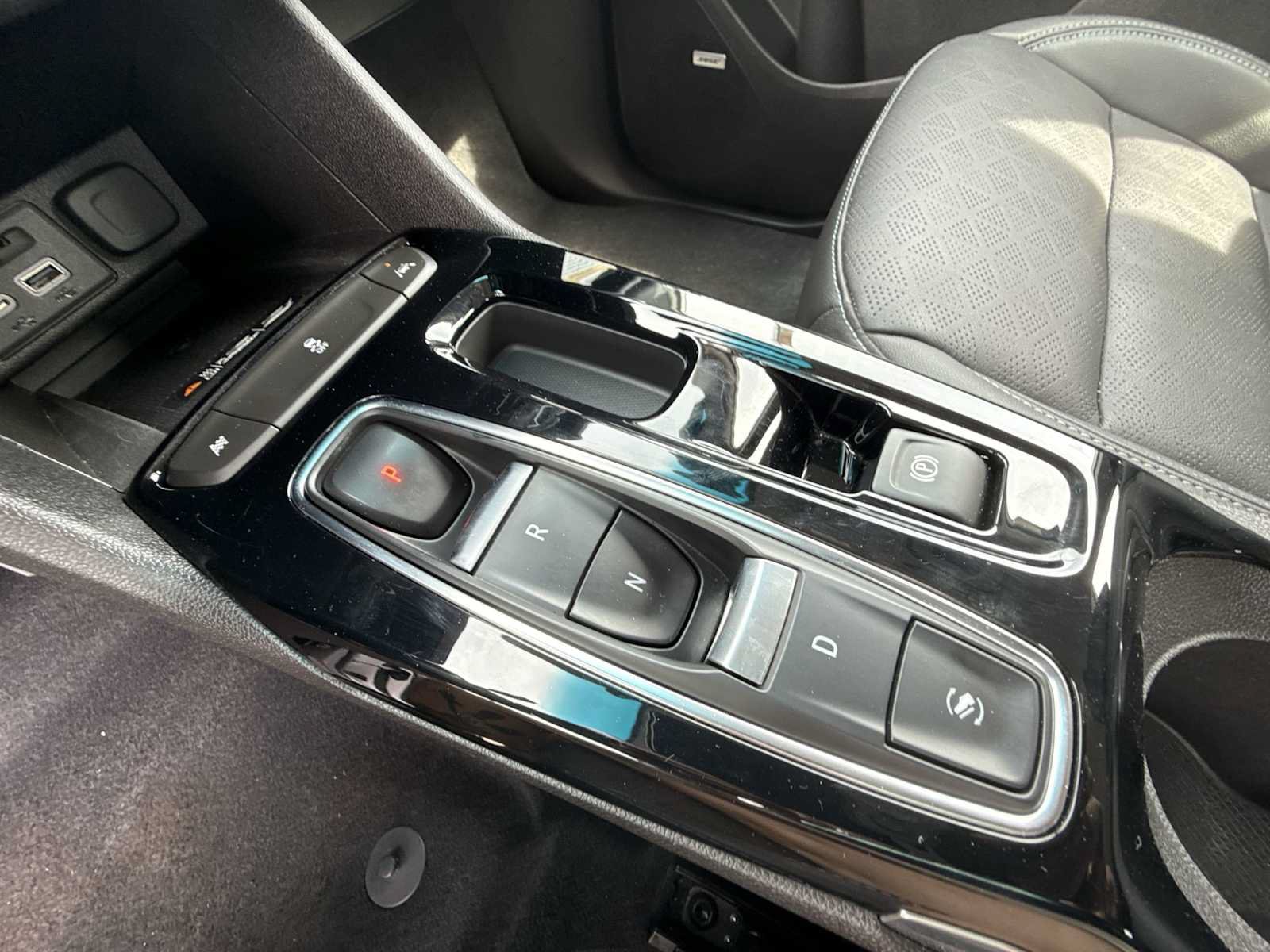 Certified 2022 Chevrolet Bolt LT w/ Infotainment Package FWD image 15