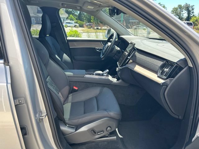 Certified 2025 Volvo XC90 B5 Plus AWD/4WD image 15