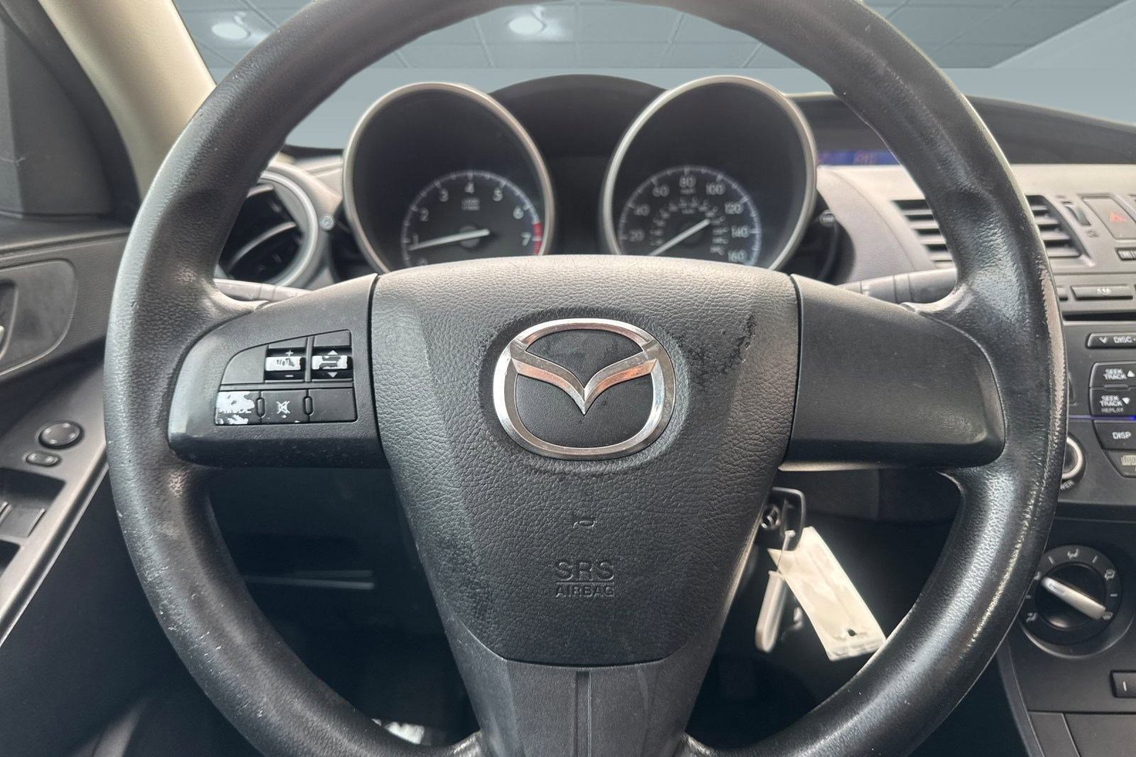 Used 2013 MAZDA MAZDA3 i SV image 15