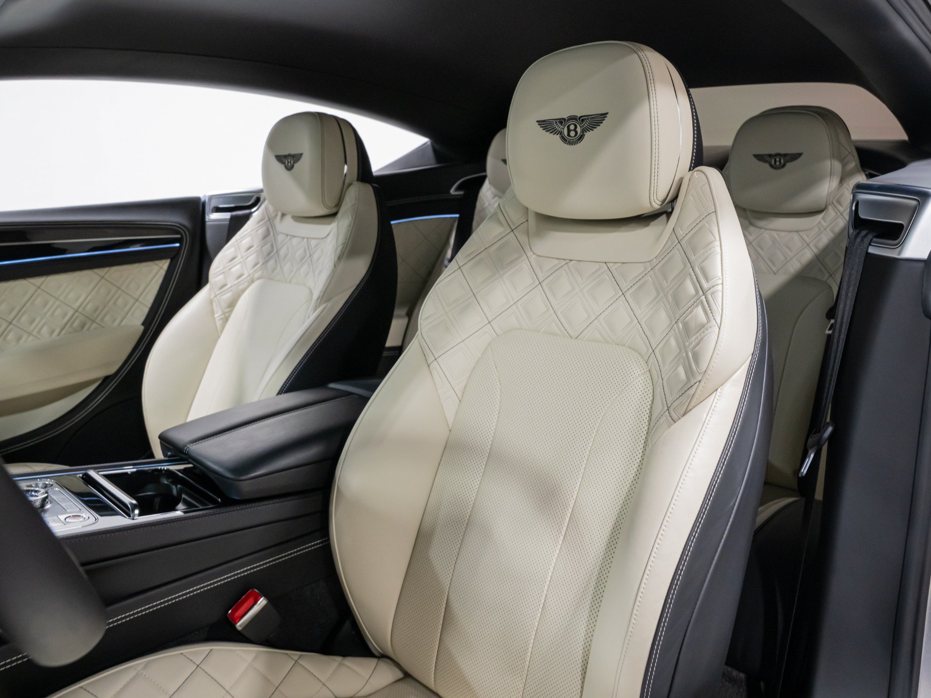 Used 2020 Bentley Continental GT V8 First Edition AWD/4WD image 38