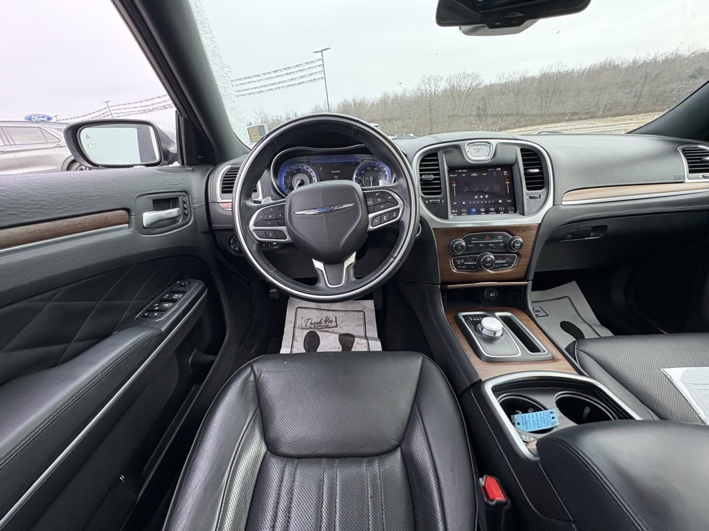 Used 2019 Chrysler 300 C w/ Sun, Sound & Nav Package image 29