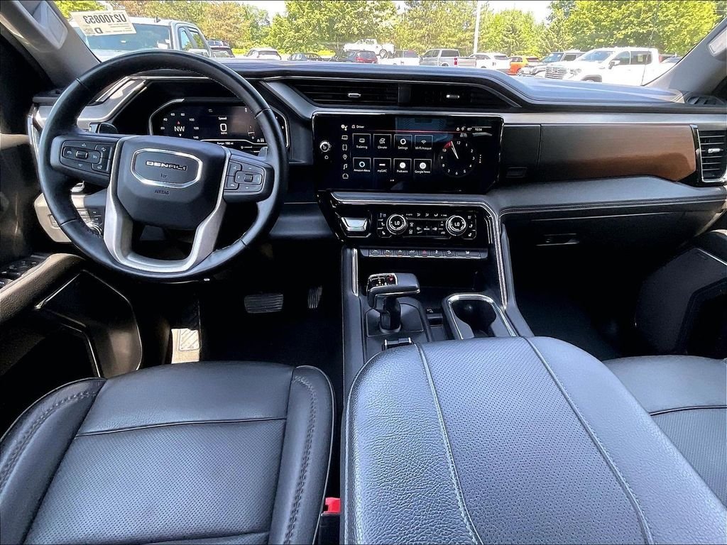 Used 2023 GMC Sierra 1500 Denali w/ Technology Package AWD/4WD image 21