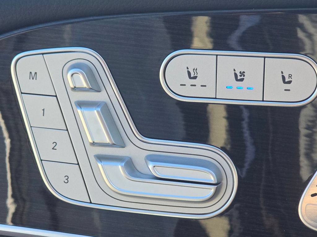 New 2026 Mercedes-Benz GLS 450 4MATIC image 6