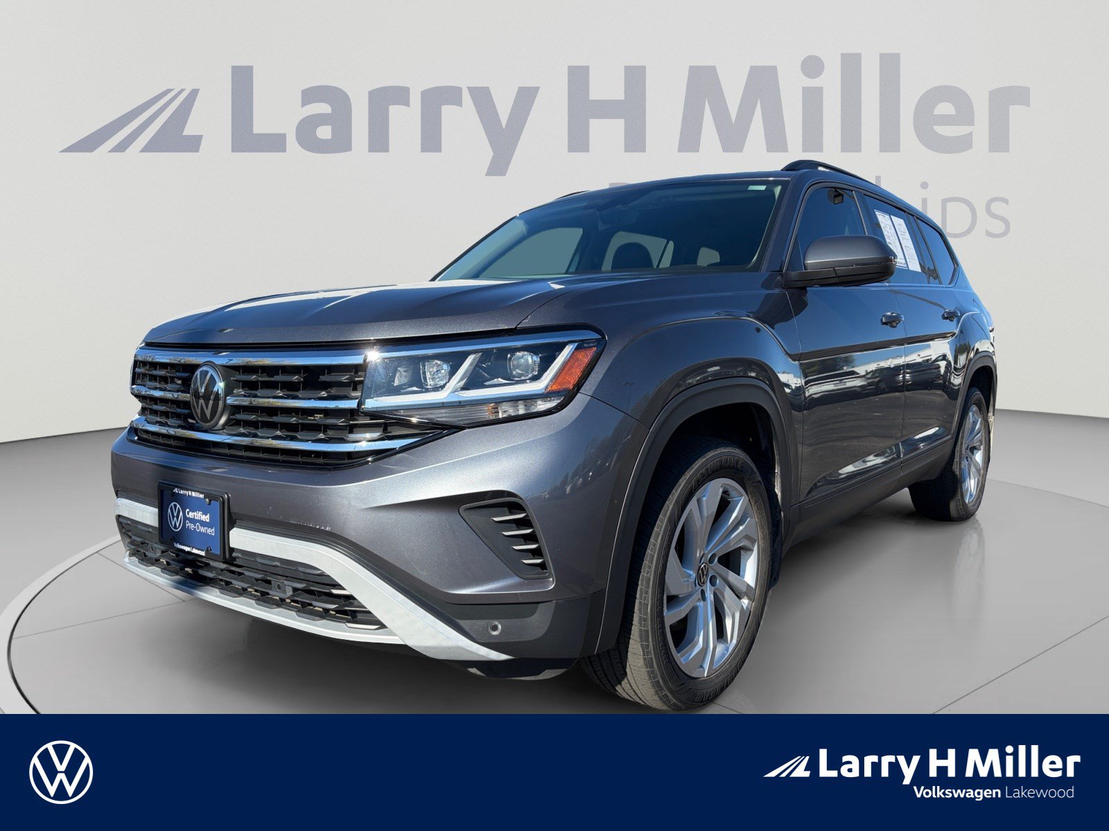Used 2023 Volkswagen Atlas SE w/ Panoramic Sunroof Package AWD/4WD image 1