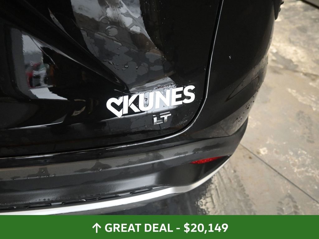 Used 2025 Chevrolet Trax LT image 21