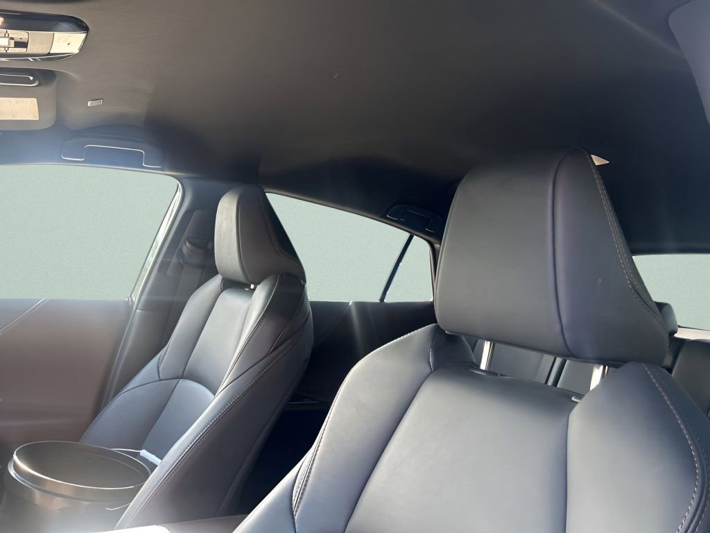 Used 2023 Toyota Venza XLE AWD/4WD image 19