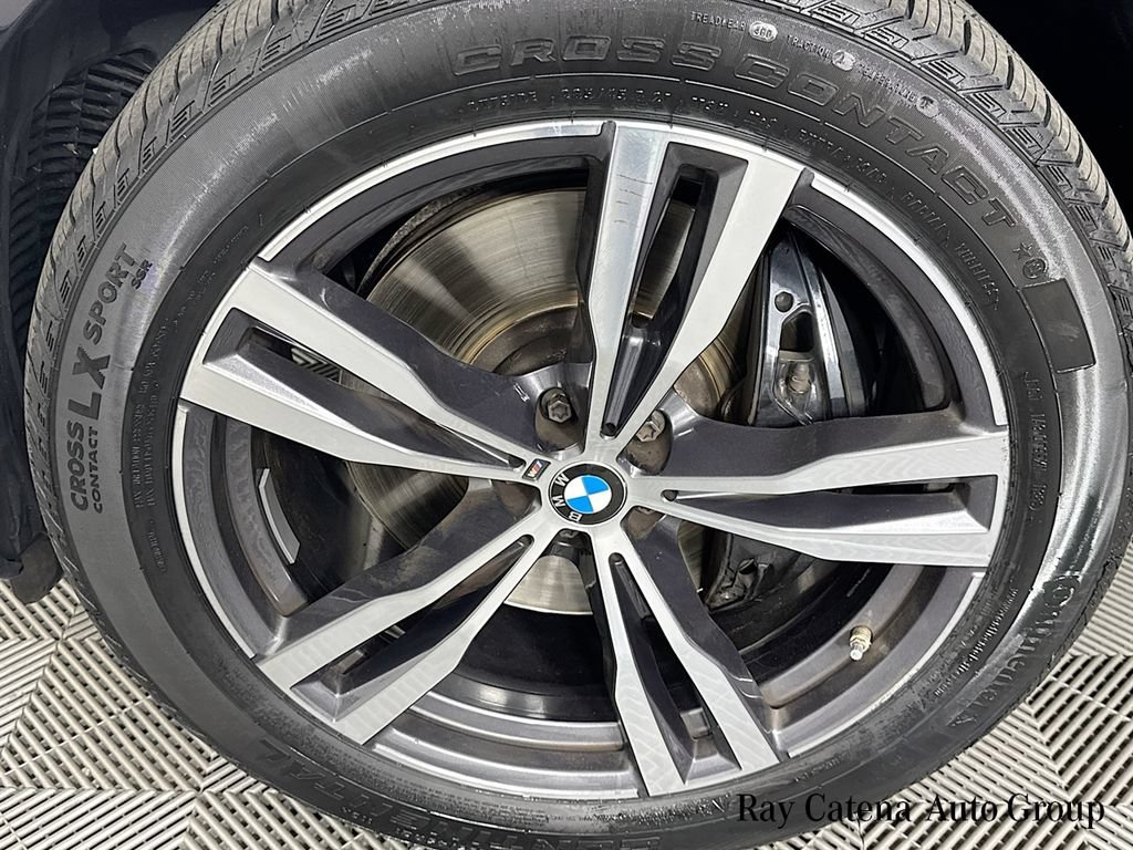 Used 2021 BMW X7 xDrive40i w/ M Sport Package AWD/4WD image 33