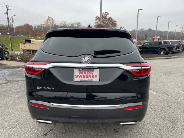 Used 2020 Buick Enclave Essence image 7