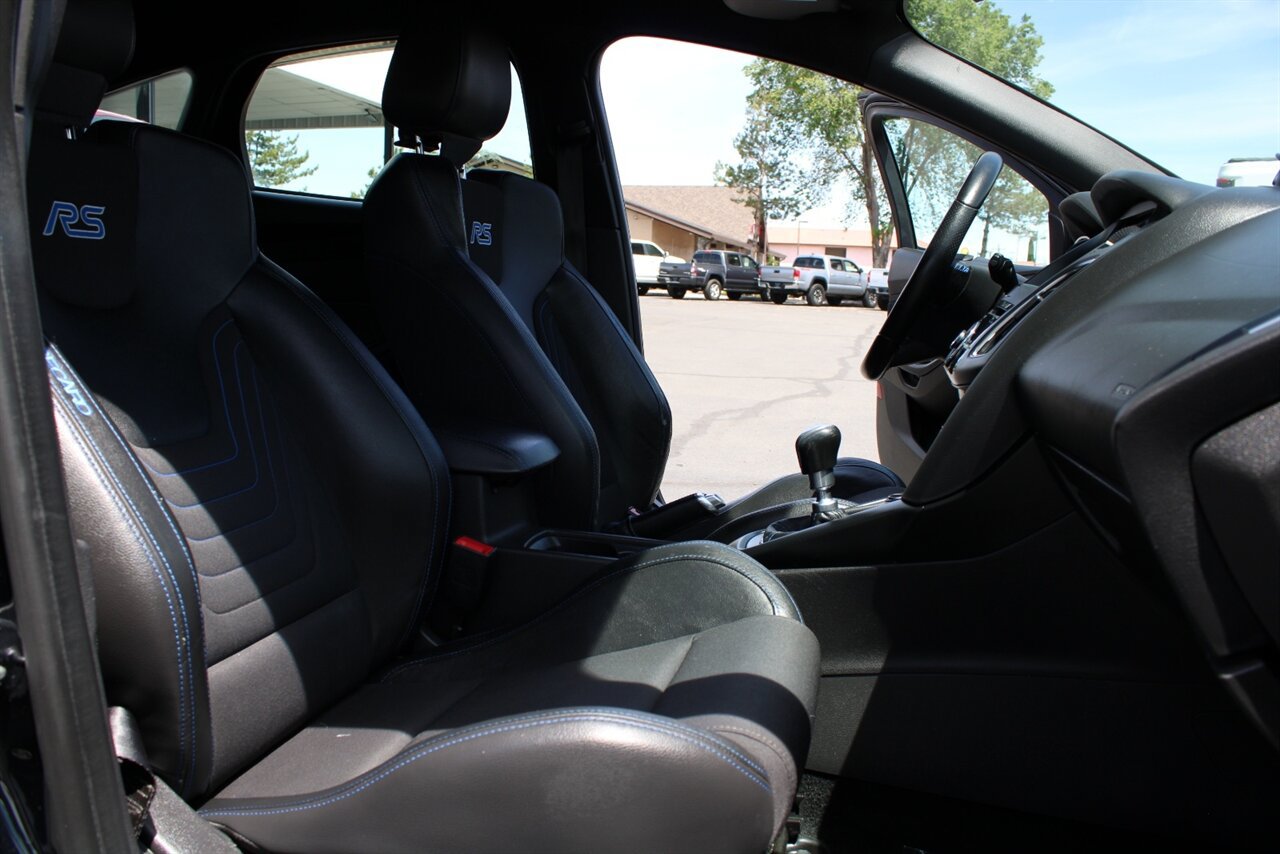 Used 2016 Ford Focus RS AWD/4WD image 30