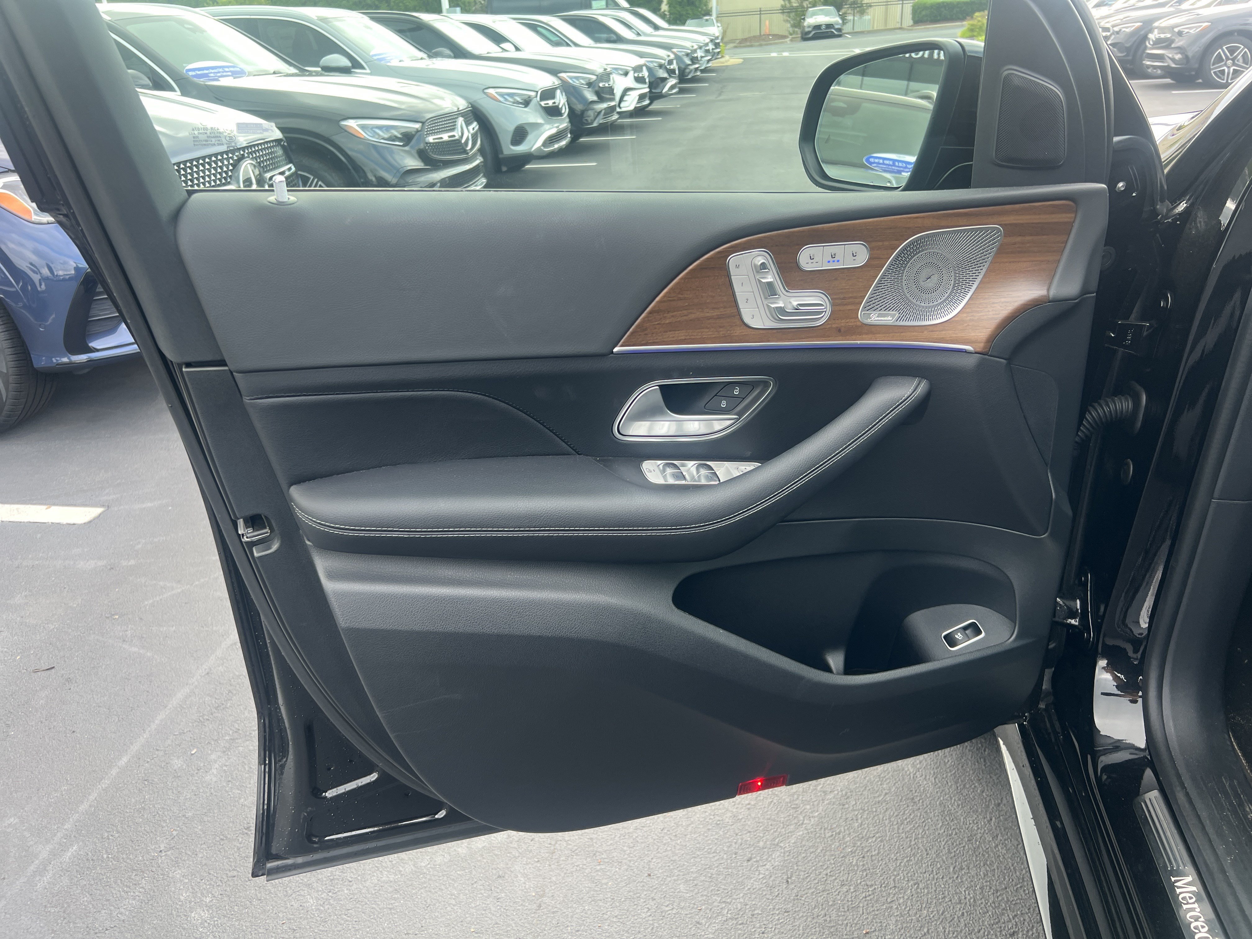 Certified 2025 Mercedes-Benz GLE 450 4MATIC image 15