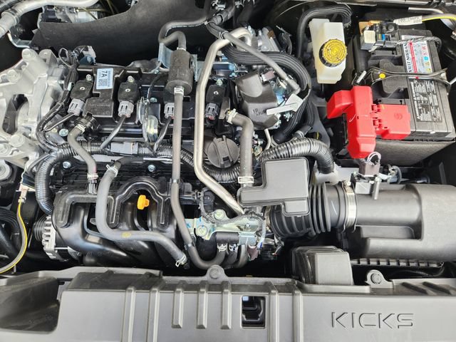 New 2025 Nissan Kicks SR FWD image 22