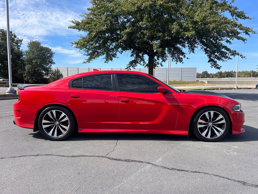 Used 2016 Dodge Charger R/T Scat Pack w/ Technology Group RWD image 10