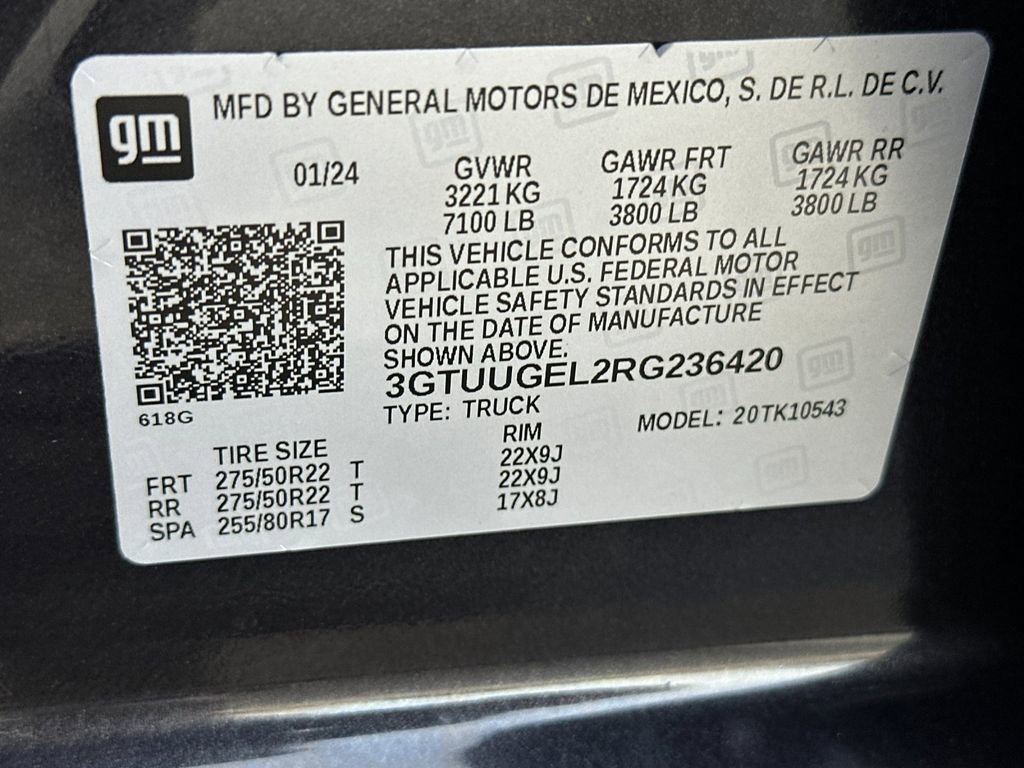 Used 2024 GMC Sierra 1500 Denali w/ Technology Package AWD/4WD image 34