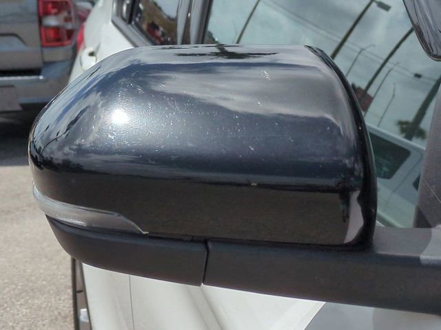 Used 2020 Ford Explorer Platinum image 12