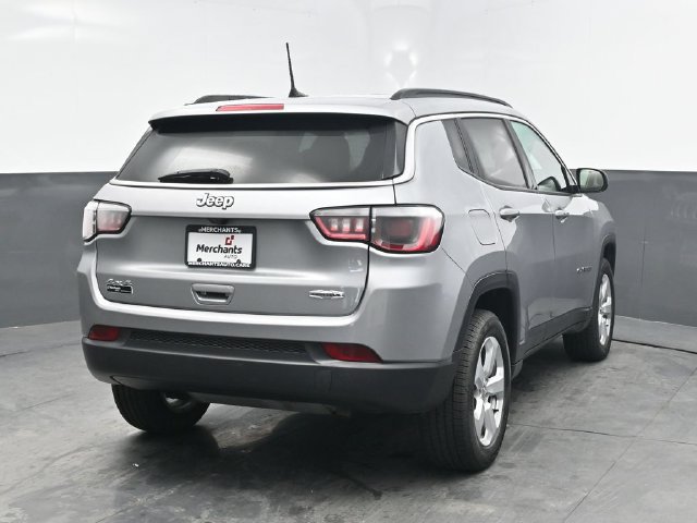 Used 2021 Jeep Compass Latitude w/ Convenience Group AWD/4WD image 7