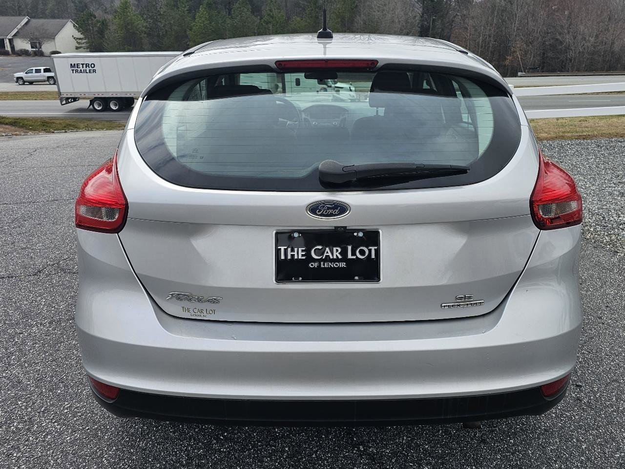 Used 2016 Ford Focus SE image 5