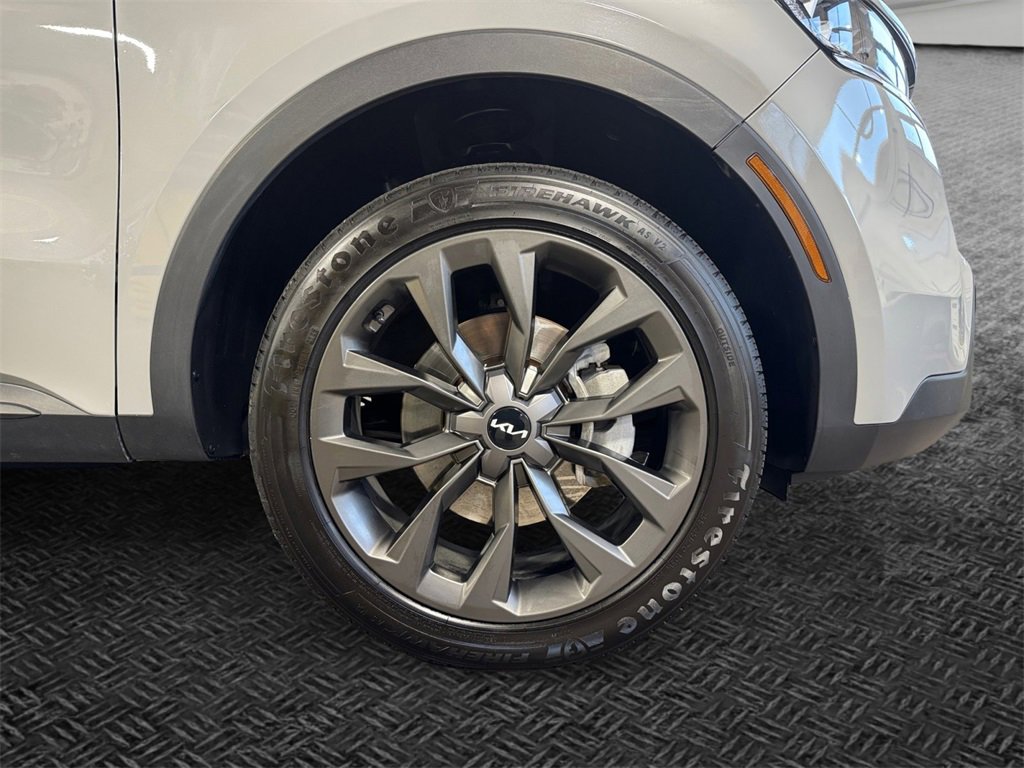 Certified 2023 Kia Sorento X-Line EX image 11