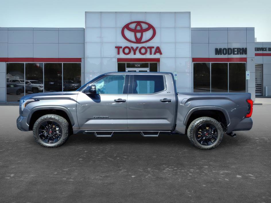Used 2023 Toyota Tundra SR5 w/ SR5 Convenience Package image 3