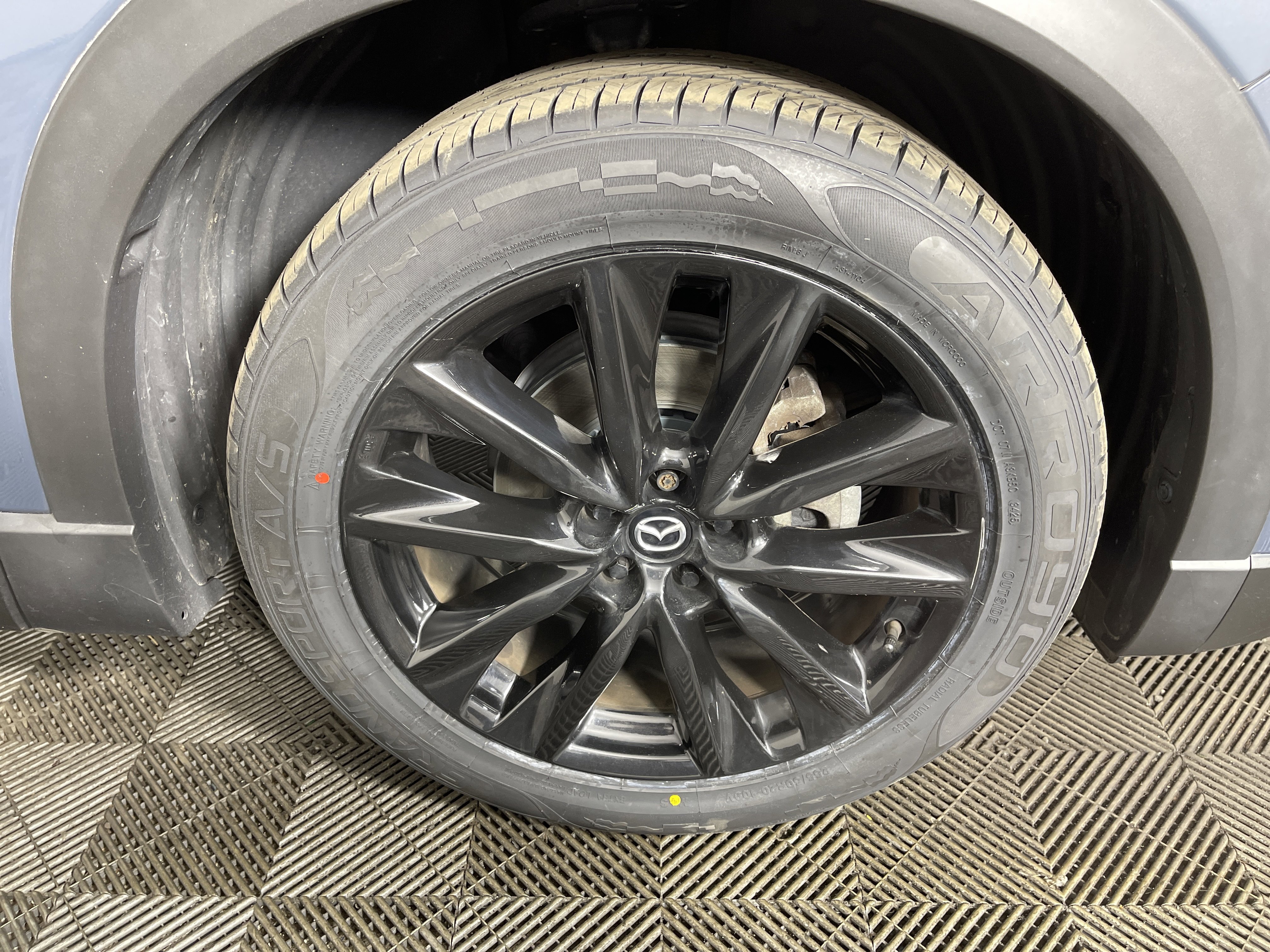 Used 2023 MAZDA CX-9 Carbon Edition image 10