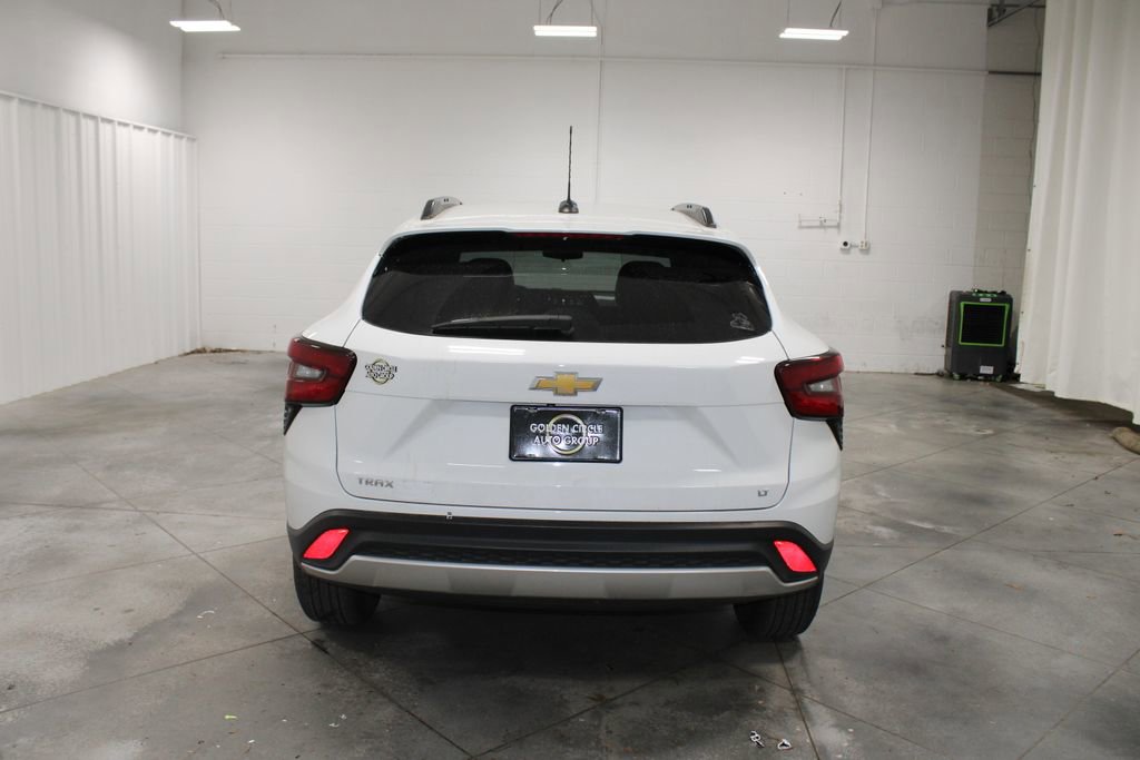 Used 2024 Chevrolet Trax LT image 8