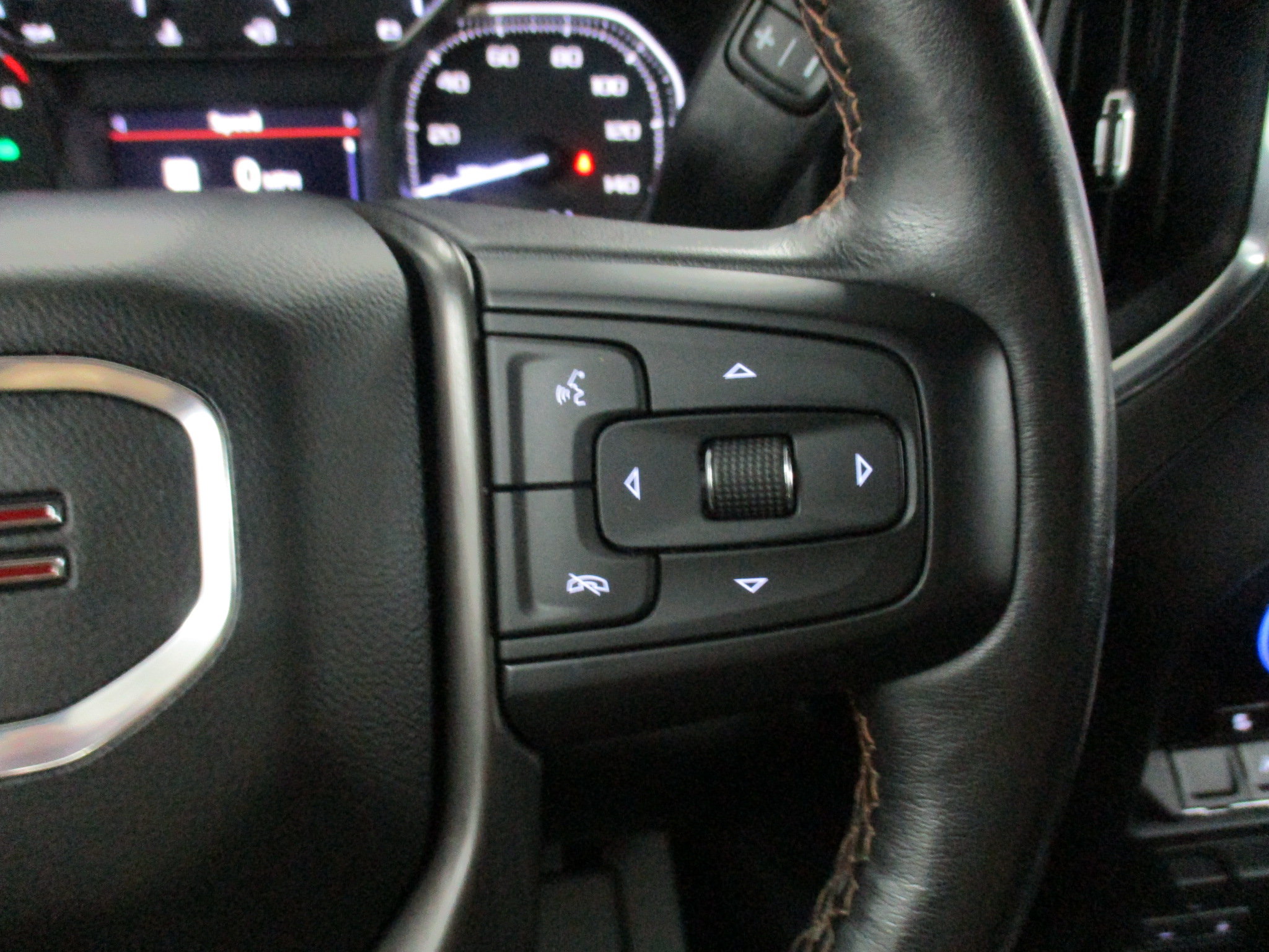 Certified 2022 GMC Sierra 1500 AT4 w/ AT4 Premium Package AWD/4WD image 26