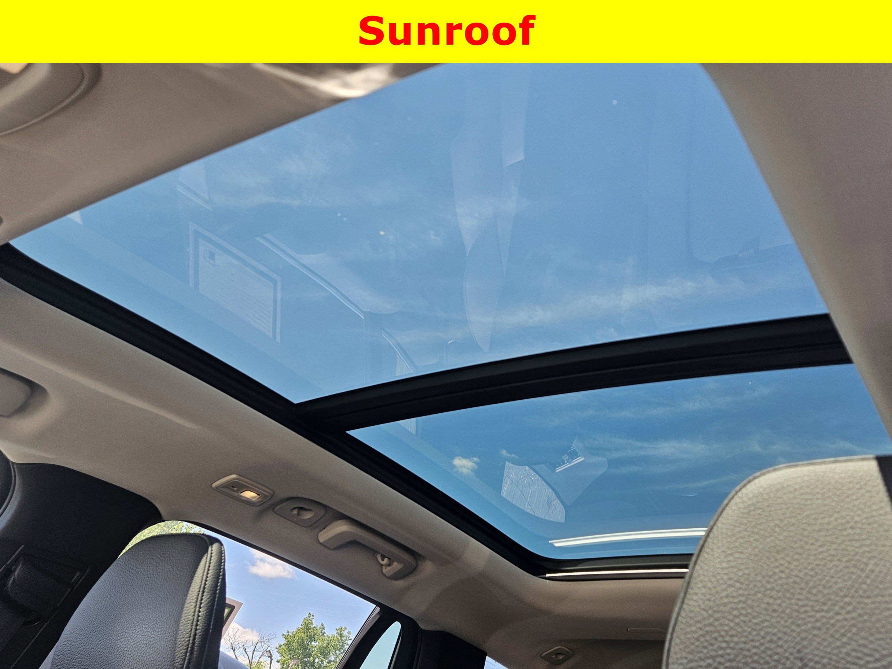 Used 2025 Volvo XC90 B6 Plus w/ Protection Package Premier image 26