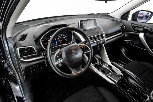 Used 2019 Mitsubishi Eclipse Cross LE image 13