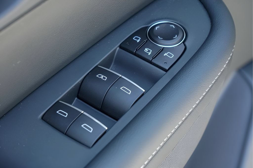 New 2026 Buick Enclave Sport Touring w/ Super Cruise Package FWD image 17
