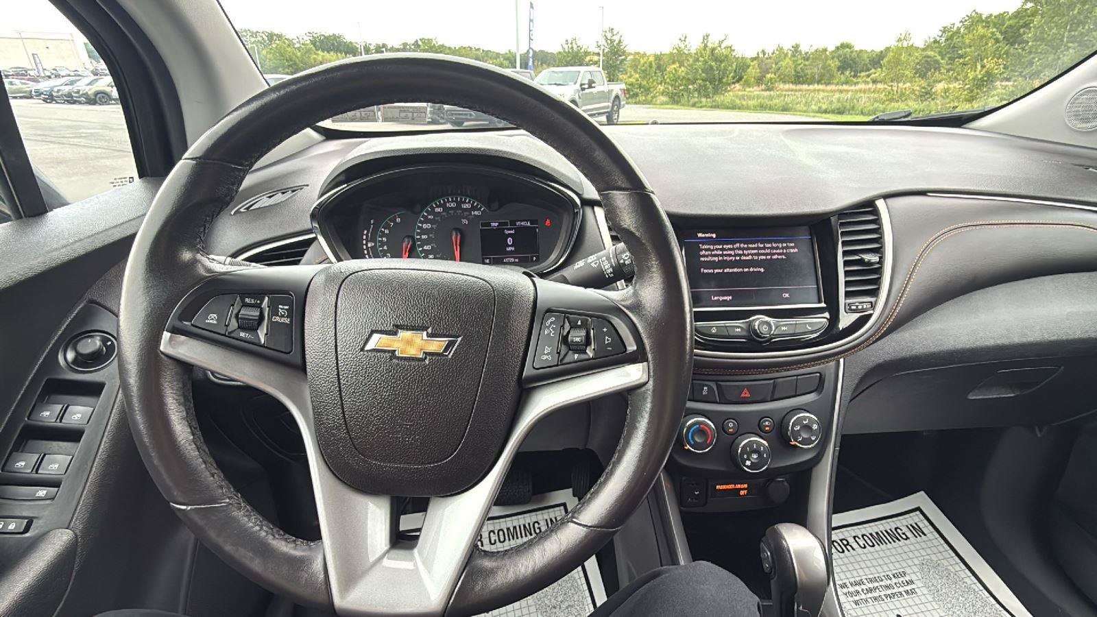 Used 2020 Chevrolet Trax LT w/ Driver Confidence Package AWD/4WD image 27