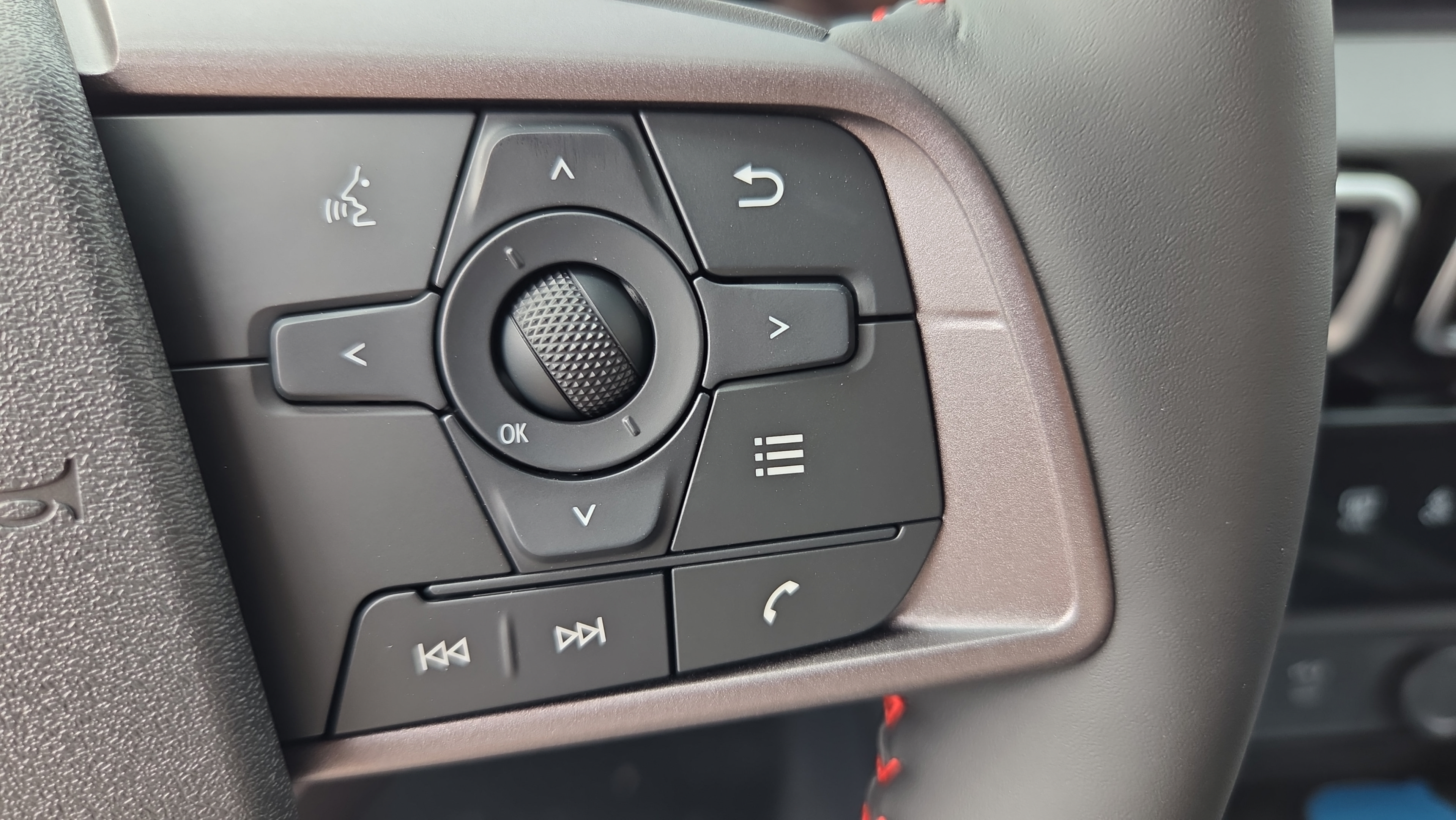 New 2027 Nissan Sentra SR w/ SR All Weather Package FWD image 26