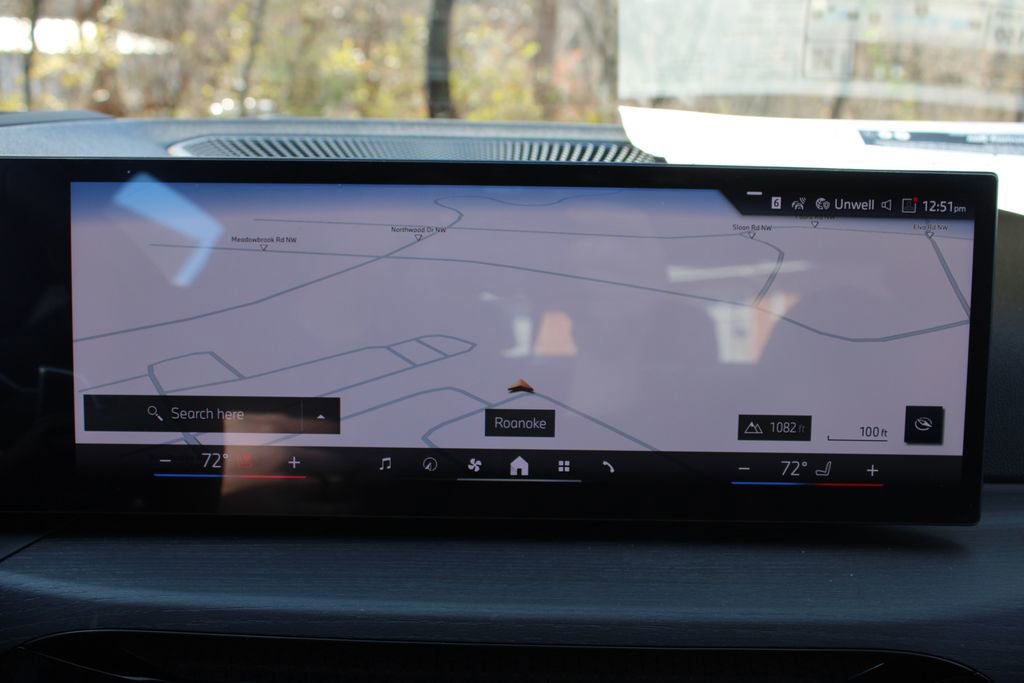 New 2026 BMW 330i xDrive Sedan w/ M Sport Package image 18