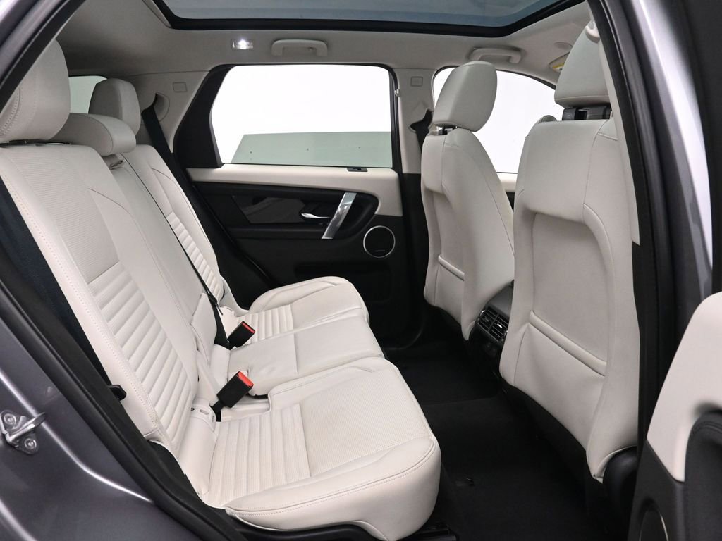 Used 2022 Land Rover Discovery Sport S image 17