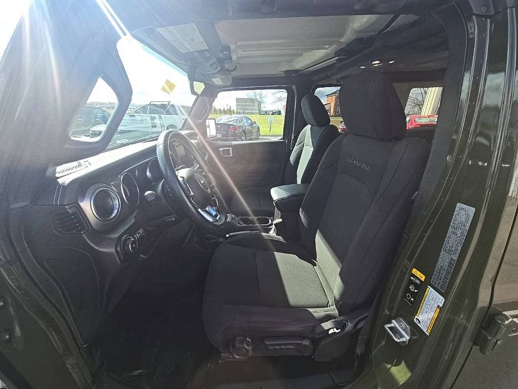 Used 2022 Jeep Wrangler Unlimited Sahara w/ Dual Top Group image 13