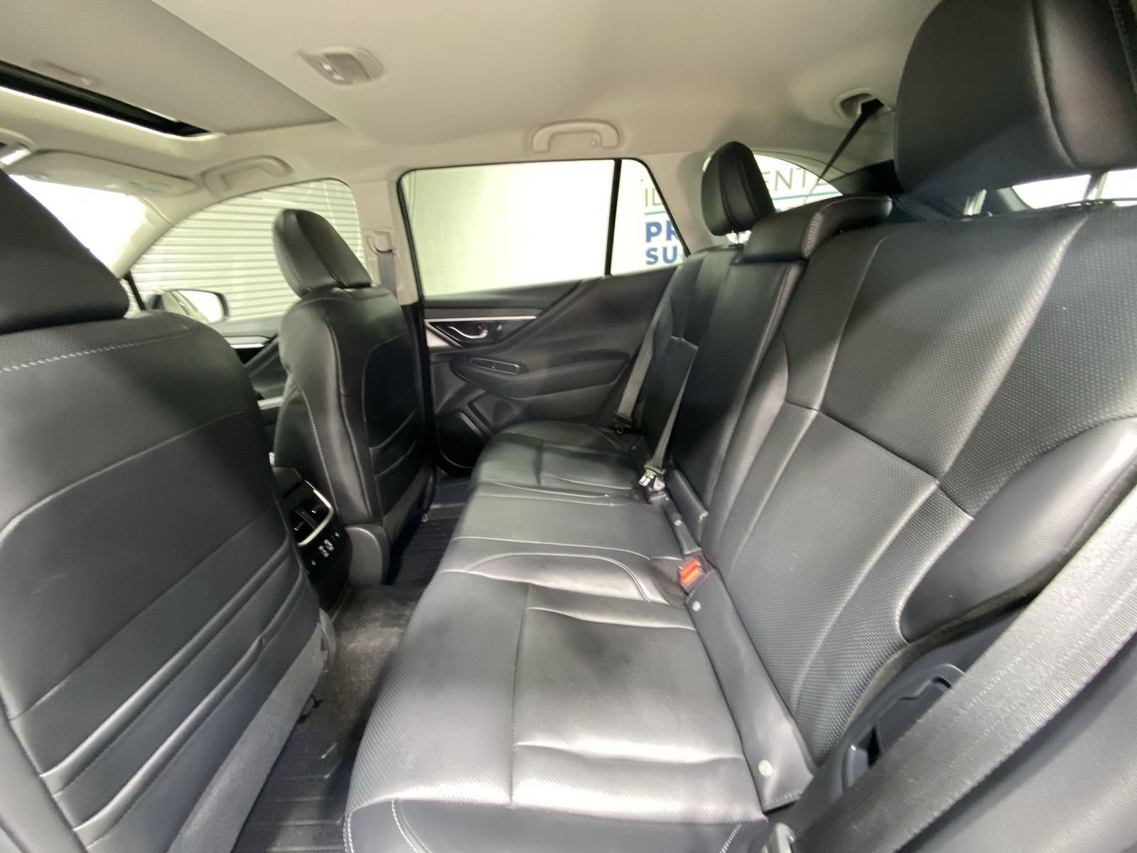 Used 2025 Subaru Outback Touring XT AWD/4WD image 23