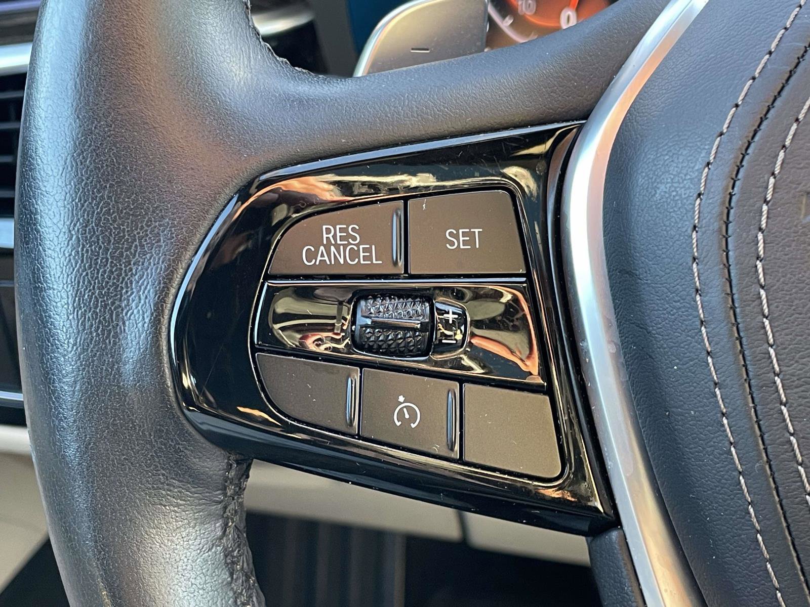 Used 2020 BMW 530i xDrive AWD/4WD image 19