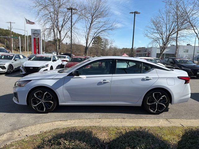 Used 2024 Nissan Altima 2.5 SR image 4