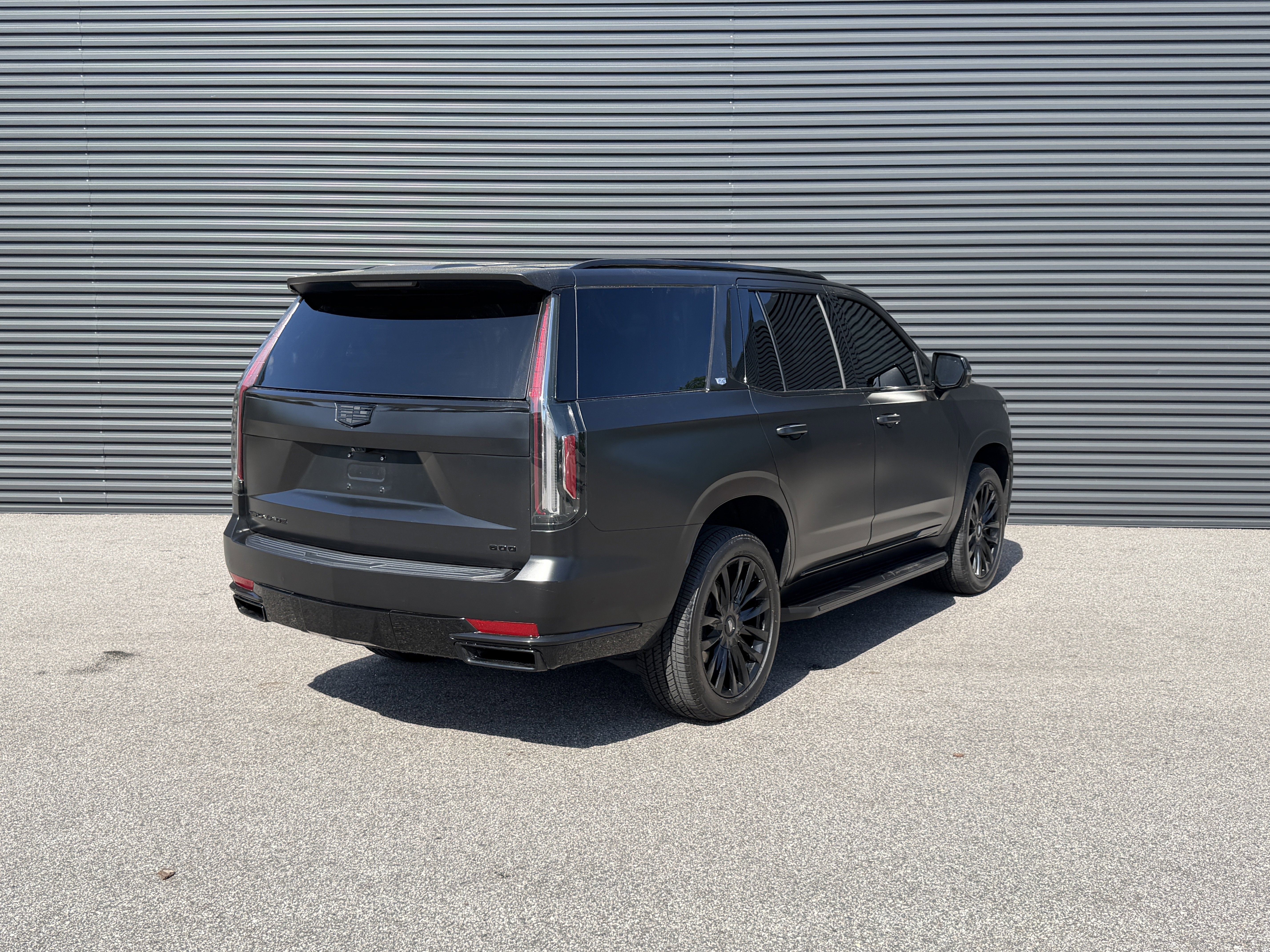 Used 2023 Cadillac Escalade Premium Luxury image 9