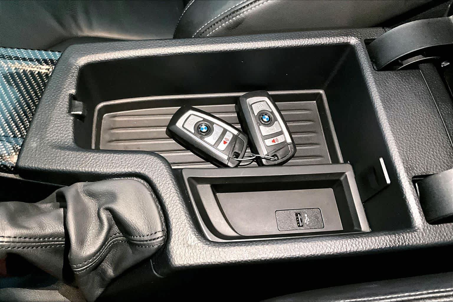 Used 2018 BMW M3 RWD image 15