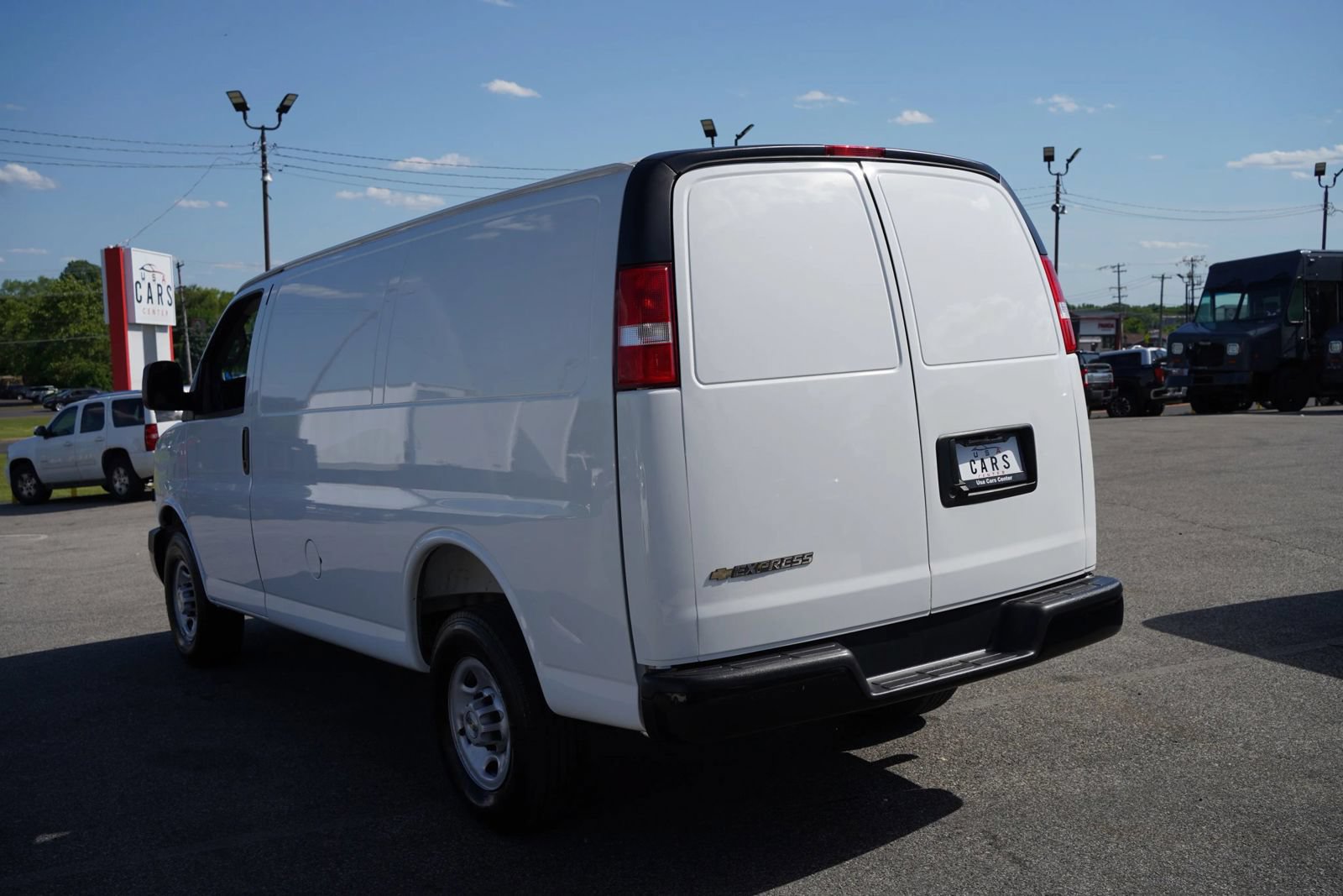 Used 2025 Chevrolet Express 2500 w/ Communications Package RWD image 7