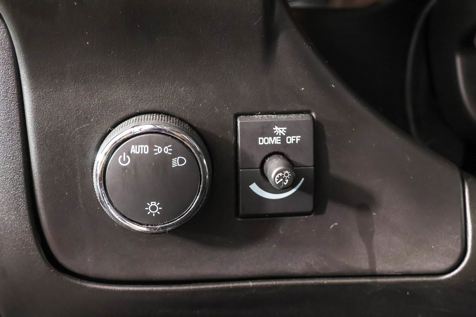 Used 2023 Chevrolet Express 2500 w/ Driver Convenience Package image 23