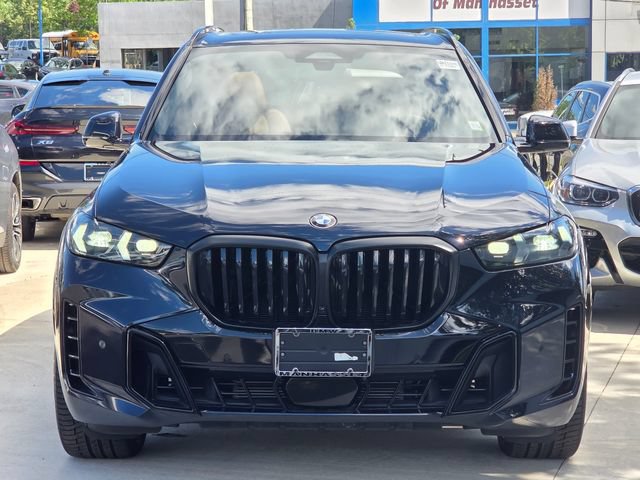 Certified 2024 BMW X5 xDrive40i w/ M Sport Package AWD/4WD image 2
