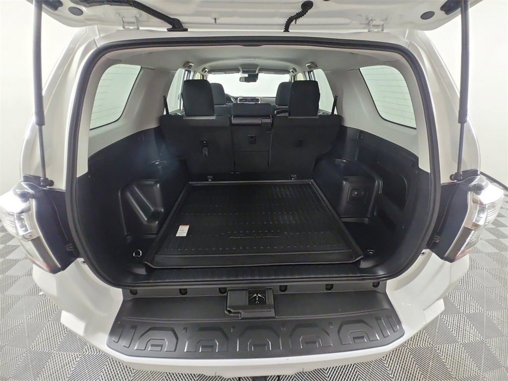 Used 2020 Toyota 4Runner SR5 image 16