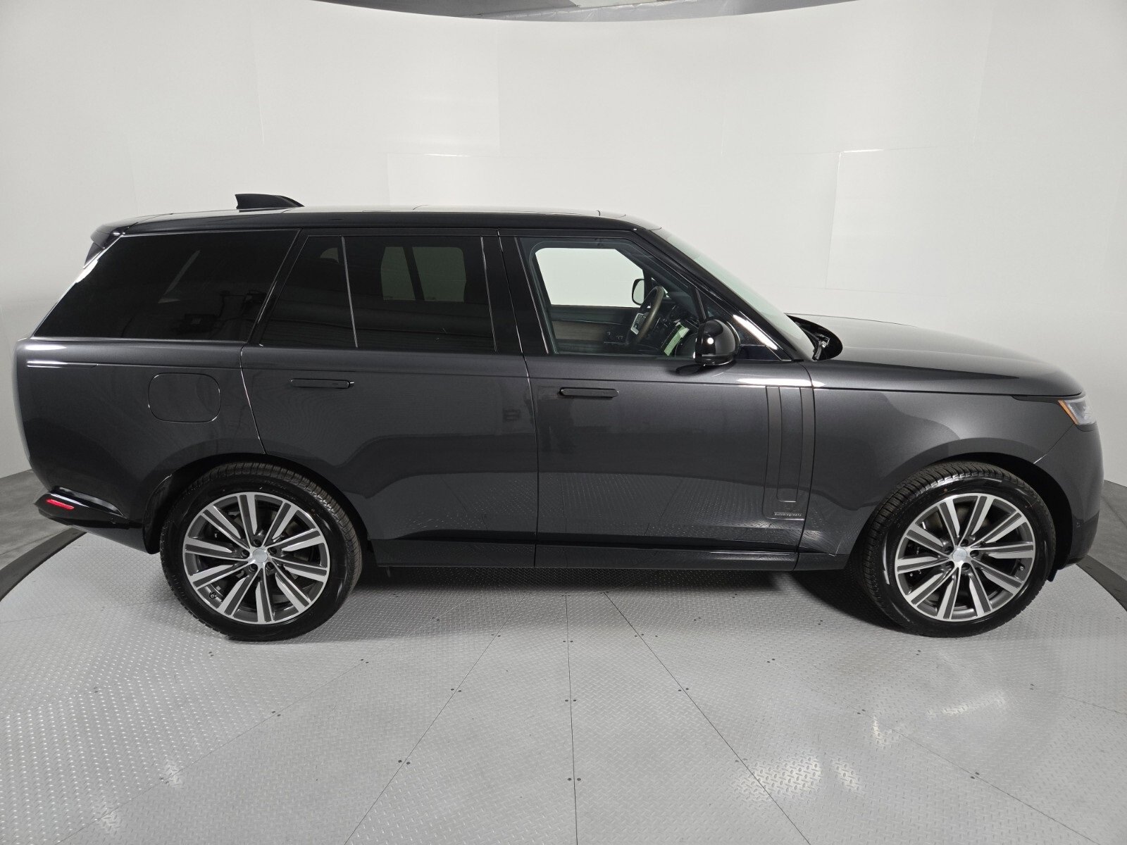New 2025 Land Rover Range Rover Autobiography image 16
