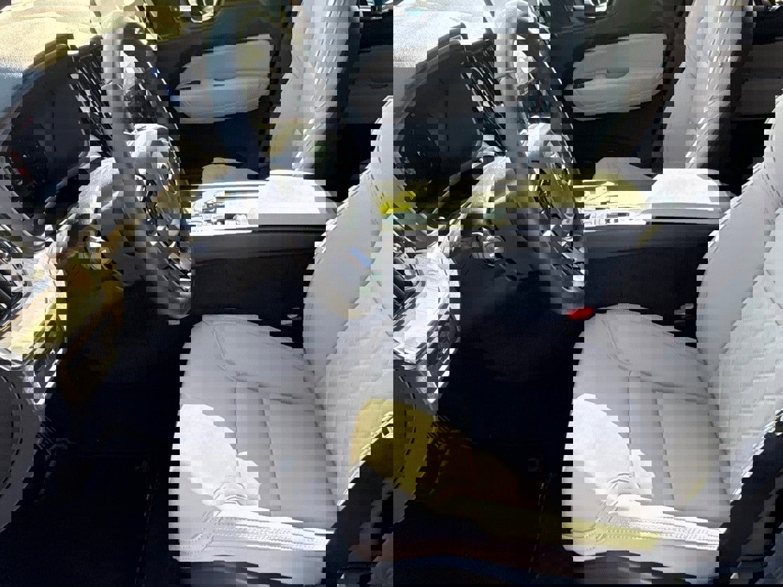 New 2026 Volvo XC60 B5 Plus w/ Protection Package Premier image 16