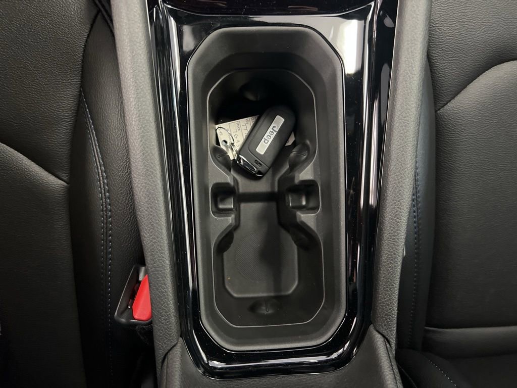 New 2026 Jeep Compass Limited AWD/4WD image 14