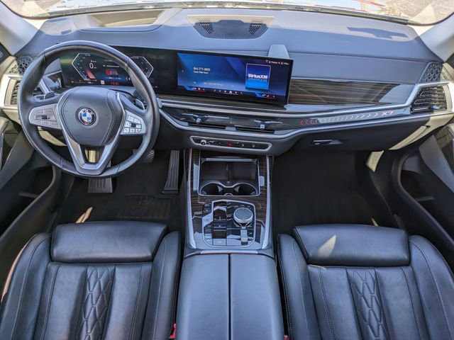Used 2025 BMW X7 xDrive40i image 17