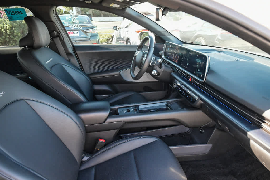 Used 2024 Hyundai Ioniq 6 SEL RWD image 15